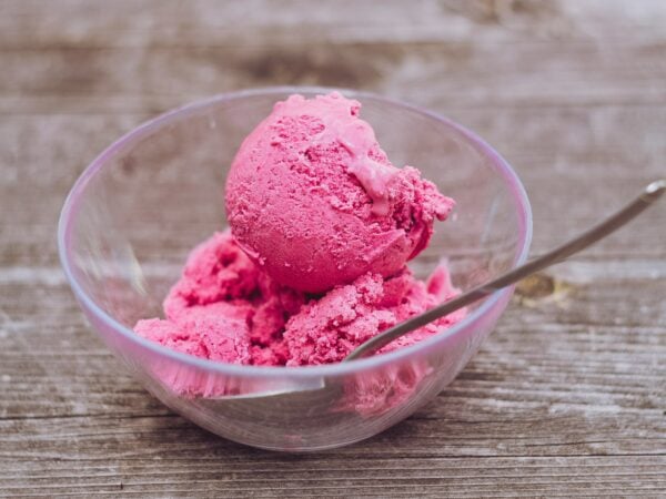 KALI Pie Strawberry Ice Cream